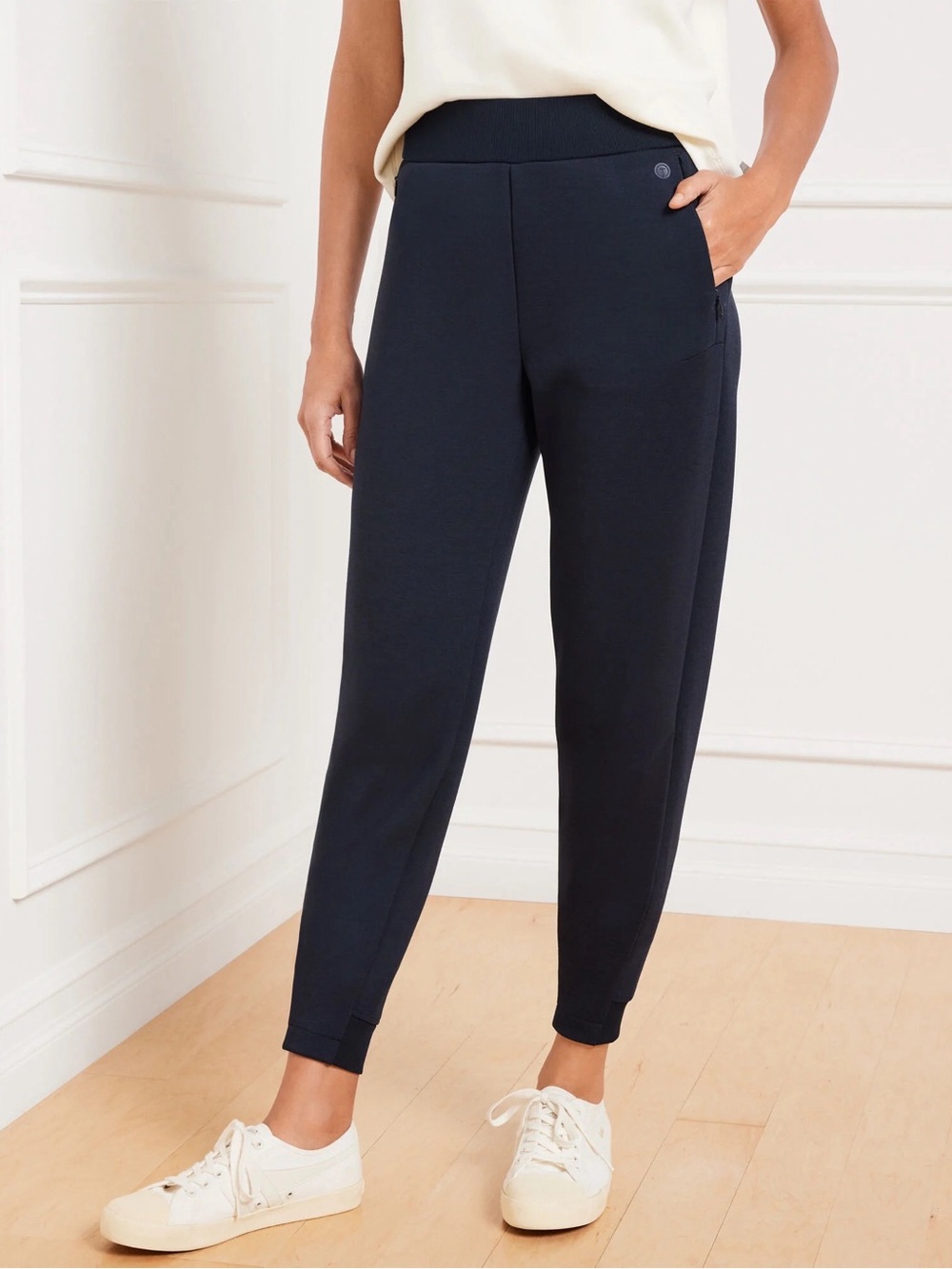 Talbots Joggers in Indigo/Navy Size Sz Large Petite. Sold out online/ NWT